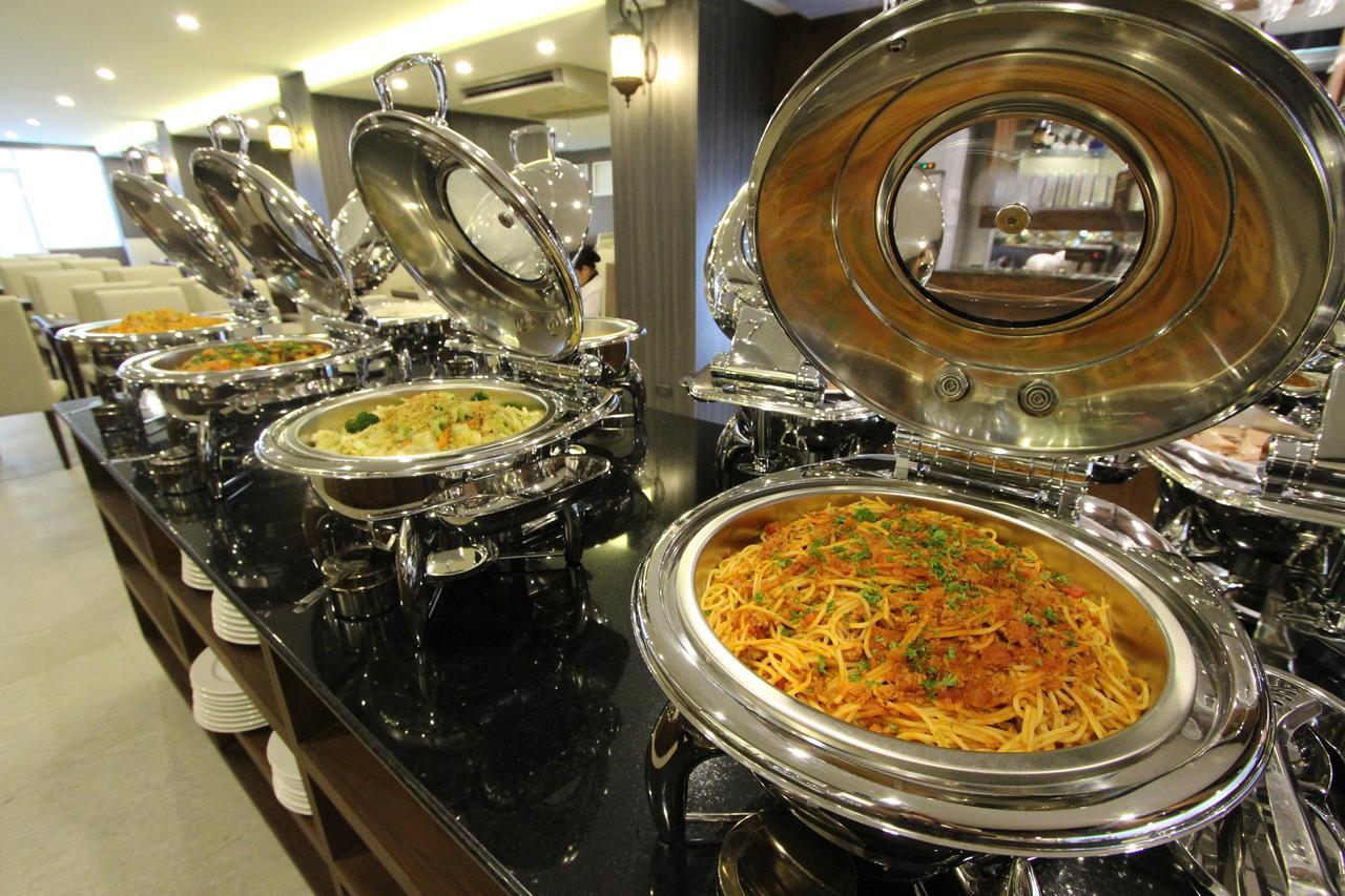 Le Bangkok Hotel エクステリア 写真