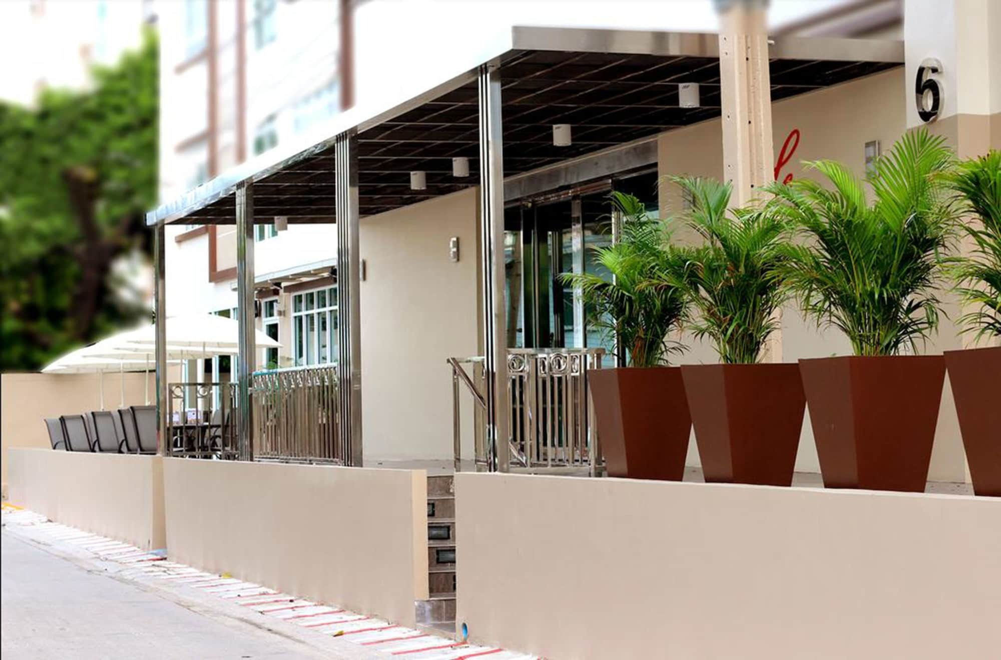 Le Bangkok Hotel エクステリア 写真